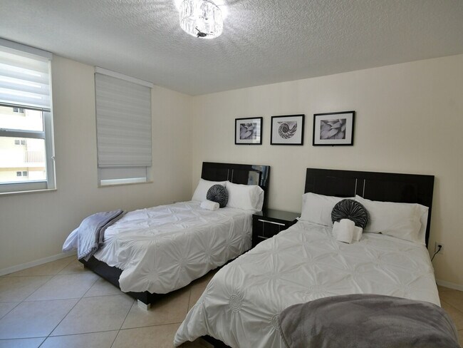 2080 Jimmy Buffett Mem Hwy unit ID1056262P, Hallandale Beach, FL 33009 - photo 6