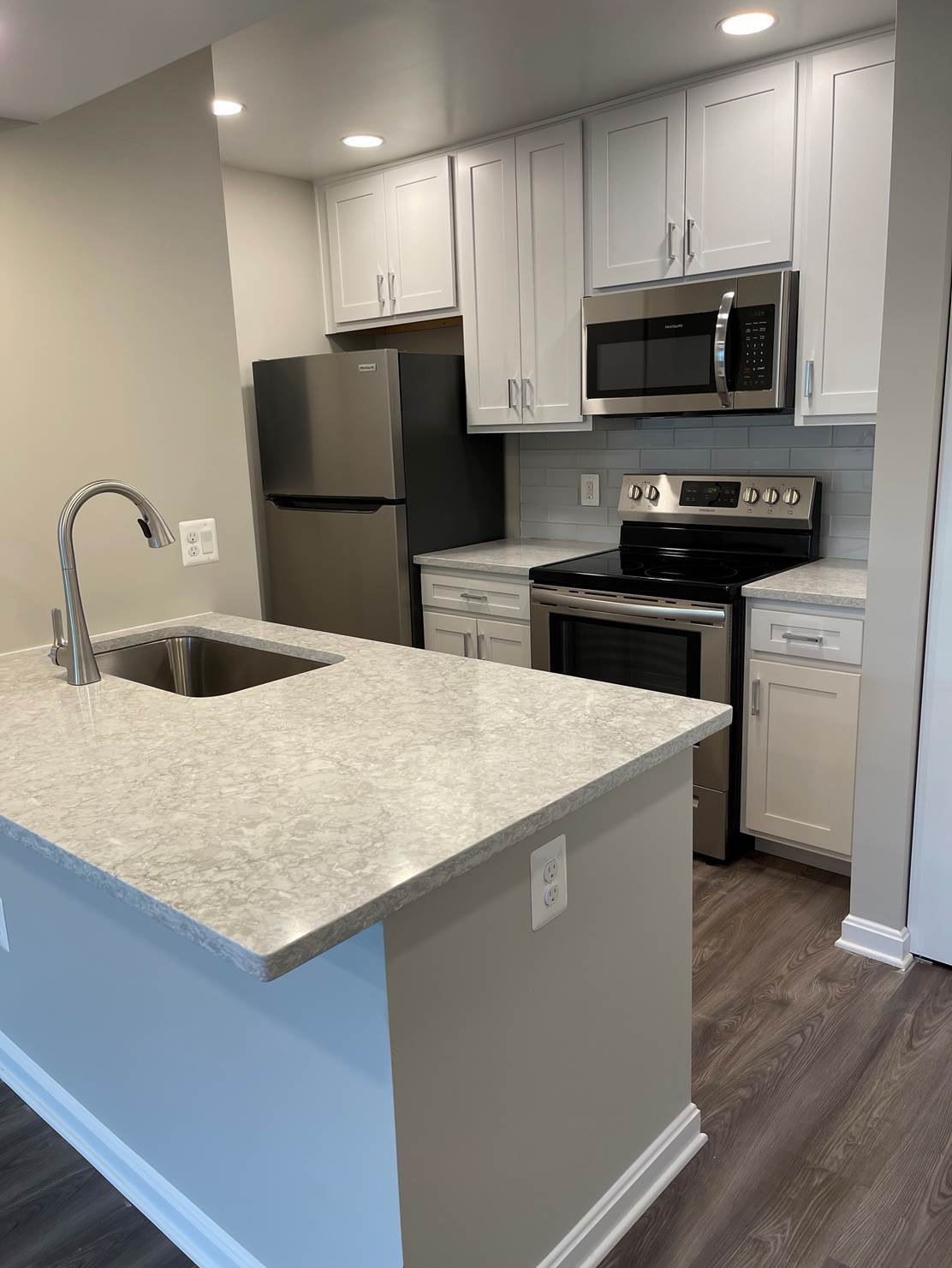 Clarys Crossing, Columbia, MD 21044 - photo 1