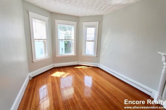 15 Elder St unit 7, Dorchester, MA 02125 - photo 7