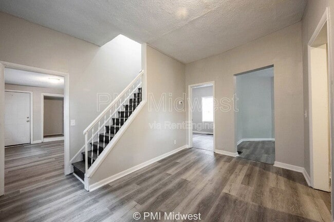 623 Orange St, Indianapolis, IN 46203 - photo 2