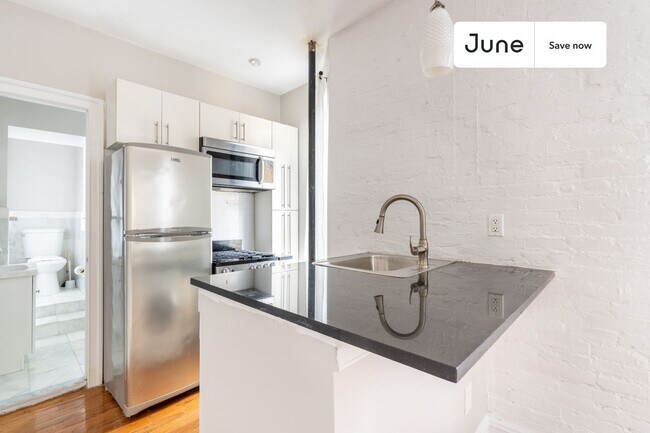 826 9th Ave unit 5-RN, New York, NY 10019 - photo 2
