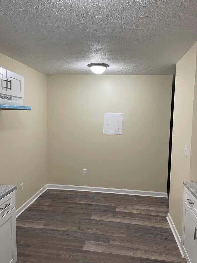 633 Colonette Dr unit 633- B, Hopkinsville, KY 42240 - photo 5