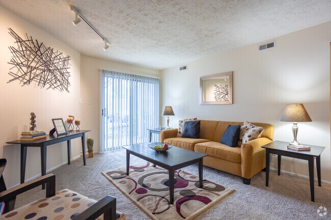 Runaway Bay, Mishawaka, IN 46545 - photo 2