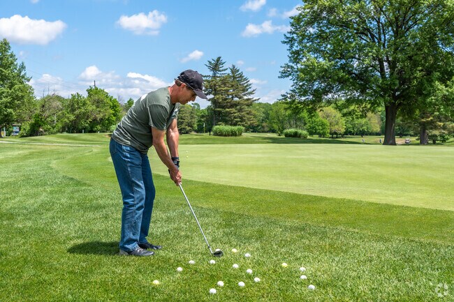 A mile north of Midtown, residents enjoy hitting the greens at McDonald Golf Course.
