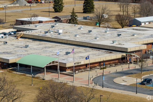 Lisd Tech Center's main entrance is on the south side of the building.