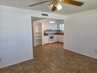 3004 Oaklawn Ave Unit A, Largo, FL 33771