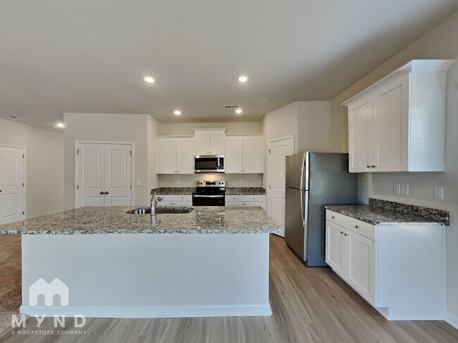 14 New Villas St, Angier, NC 27501 - photo 7