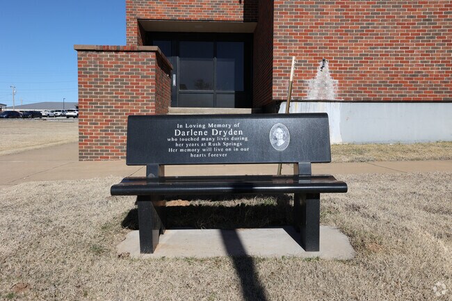 A memorial to Darlene Dryden is present at Rush Springs High School.