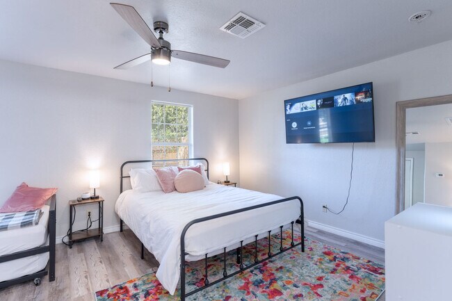 1538 S 19th St unit ID1268399P, Corpus Christi, TX 78404 - photo 3