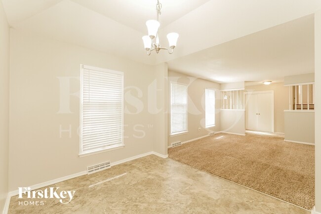 10328 Horton St, Overland Park, KS 66207 - photo 4