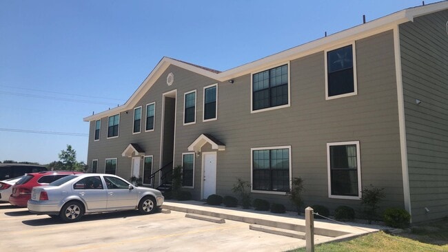 1305 Kings Way unit 1A, Del Rio, TX 78840 - photo 2