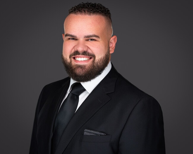 Agent Photo