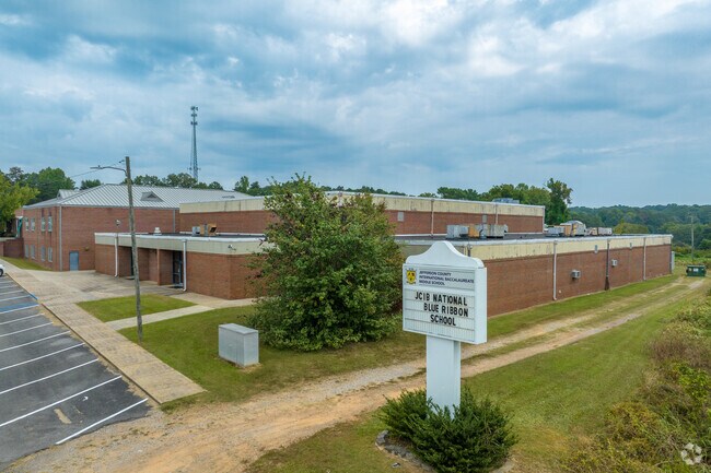 Let your teen learn at Jefferson County International Baccalaureate School in Pleasant Grove.