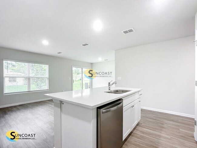 19 Wood Amber Ln unit B, Palm Coast, FL 32164 - photo 7