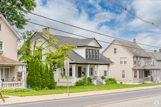 Upper Pohatcong has many bungalows that are updated and unique in interior design.