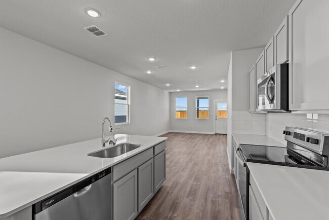 10718 Fairchild Way, San Antonio, TX 78109 - photo 6