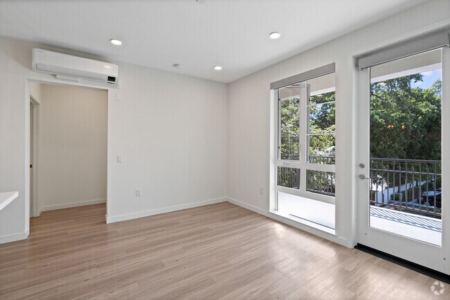 1710 On the Blvd, Thousand Oaks, CA 91362 - photo 4