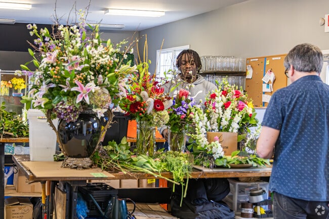 Jardiniere Fine Flowers in Peapack-Gladstone can create a flower bouquet for any occasion.