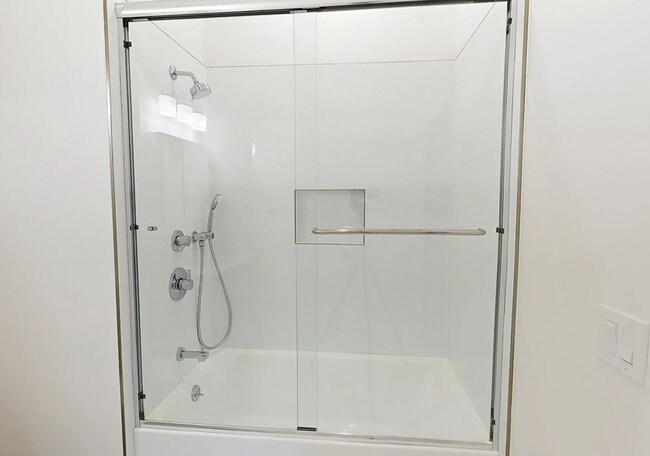 26 Cummins Hwy unit 32 - 2, Boston, MA 02131 - photo 7