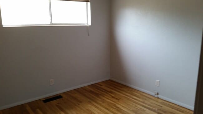 645 Colorado River Blvd unit C, Reno, NV 89502 - photo 4