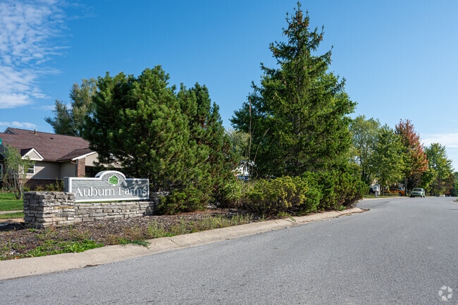 Welcome to Fort Wayne's Auburn Farms.