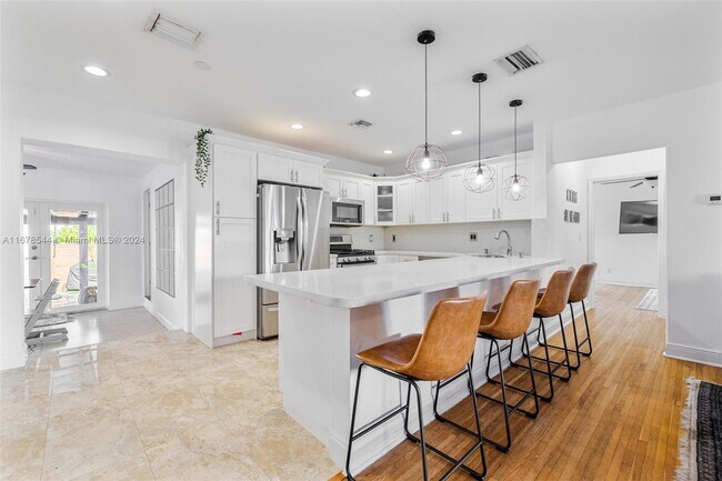 6017 SW 14th St, West Miami, FL 33144 - photo 7