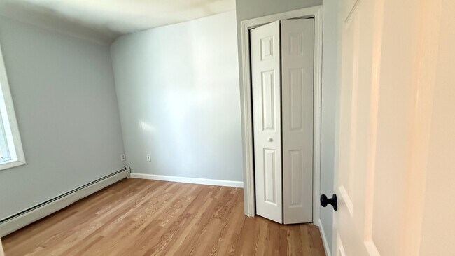 6 -12 Harrison Ave unit 12, Rochester, NH 03867 - photo 7