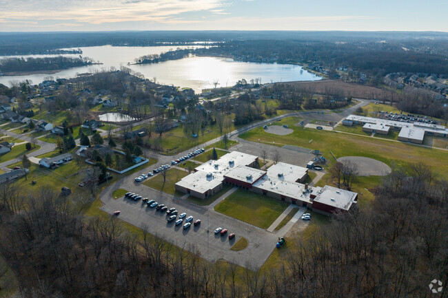 Torrey Hill Intermediate School focuses on students from 3-5.