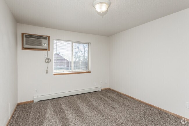 Willow Bend, Des Moines, IA 50315 - photo 6