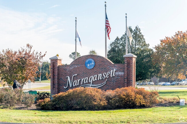 Narragansett is a coastal oasis with rocky shorelines, lighthouses, and world renowned seafood.