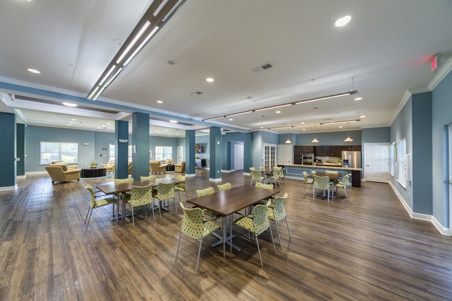 Katie Manor, Crestview, FL 32539 - photo 4