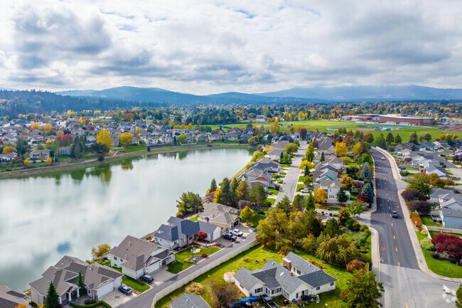 Lake Shelly offers great views over the Veradale neighborhood.