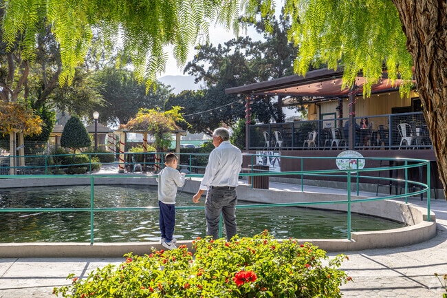 Tom's Farms has a garden area with a peaceful water fountain to enjoy in Corona City.