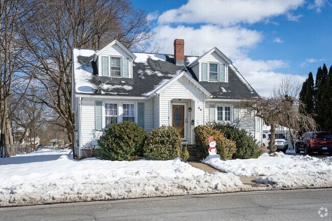 Throughout Willimantic, CT, Cape Cod homes stand as a symbol of tradition and architectural beauty.