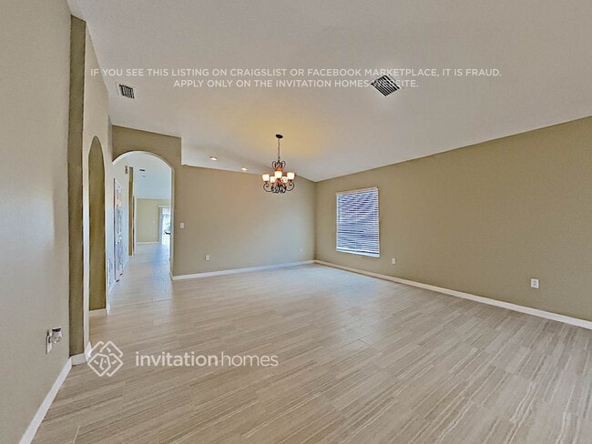 12014 Hampshire Field Ct, Riverview, FL 33579 - photo 3