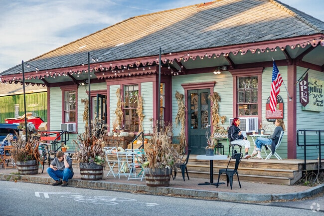 Apotheca Flower & Tea is a great local florist and tea shop.