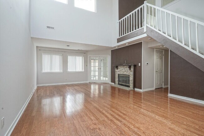 2004 Augusta Cir, Mount Laurel, NJ 08054 - photo 2