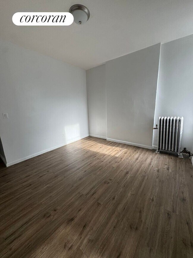 1526 Pacific St, Brooklyn, NY 11213 - photo 4