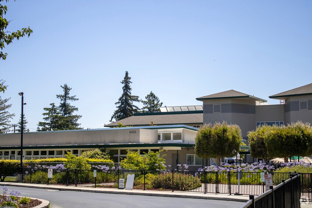 Main entrance to Harker School Lower Division in Bucknall, San Jose CA.