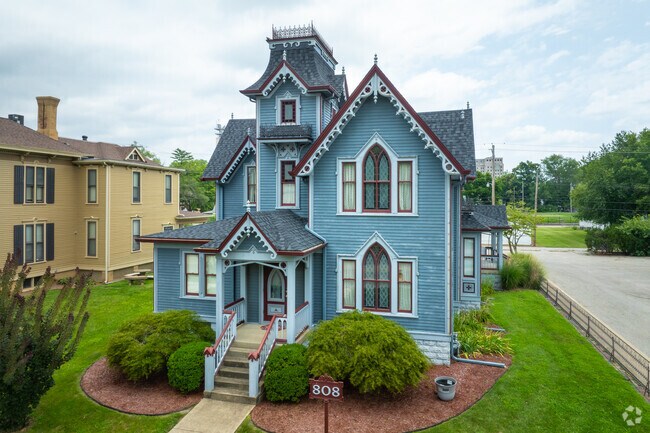 Old Aristocracy Hill has Victorian homes like this eye-catching blue home.