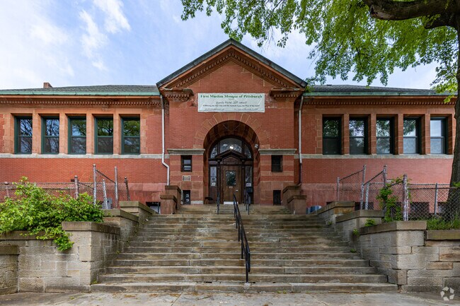 Al-Masjid al-Awwal in Middle Hill started in 1932 and is the first Muslem Mosque in PA.