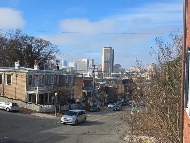 2200 E Broad St unit 2200 East Broad, Richmond, VA 23223 - photo 3