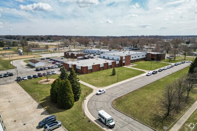 Huntertown Elementary - 2