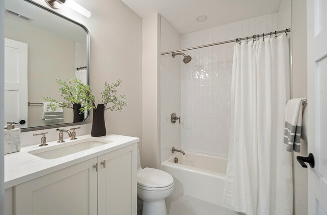 21 Kinmonth Rd unit 306, Waban, MA 02468 - photo 4