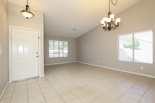 8711 W Marconi Ave, Peoria, AZ 85382 - photo 4