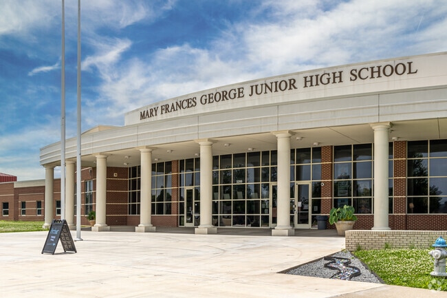 George Junior High School is a public school located in Springdale.