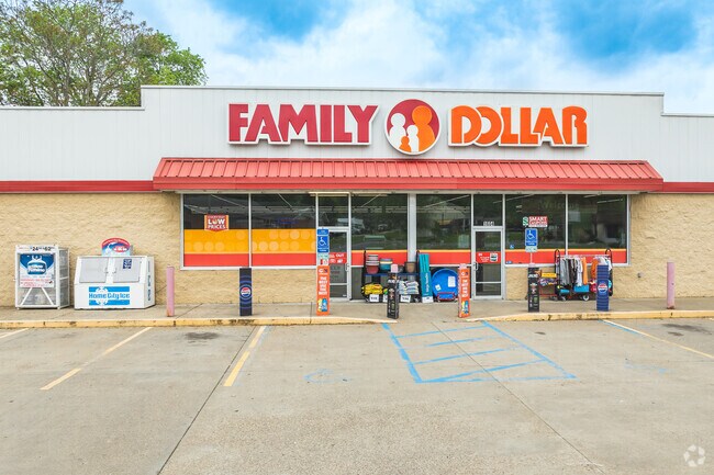 The Family Dollar is another option for Washington shoppers.