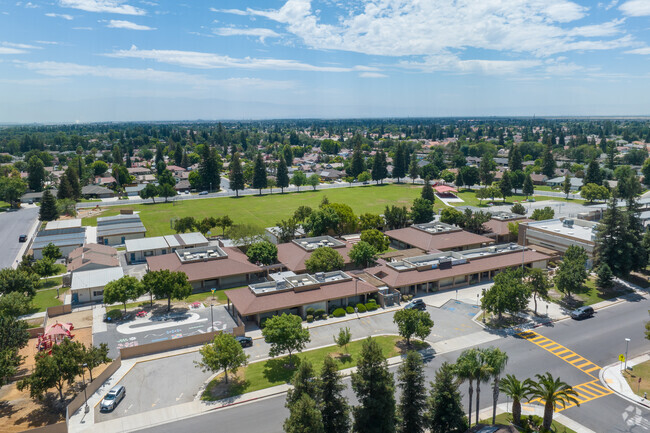 An elevated look at Laurelglen Elementary School located in Bakersfield, California.