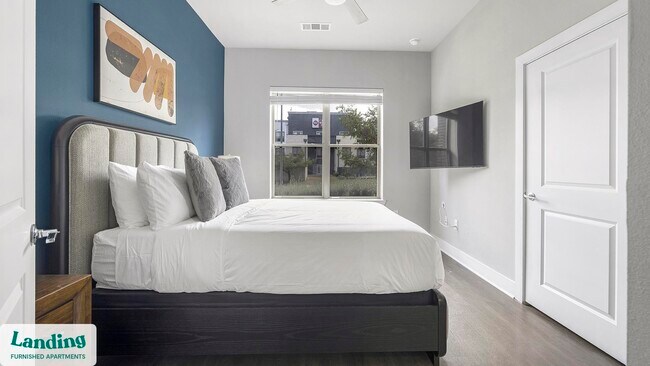 1900 Airport Commerce Dr unit 2117, Austin, TX 78741 - photo 6