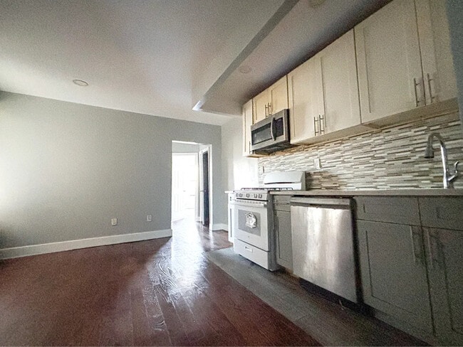 594 Union Ave unit 2, Bronx, NY 10455 - photo 3